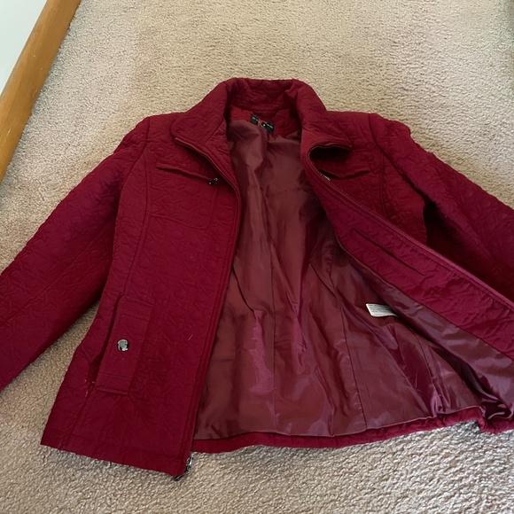 Maroon women’s winter coat, size medium - Picture 2 of 4